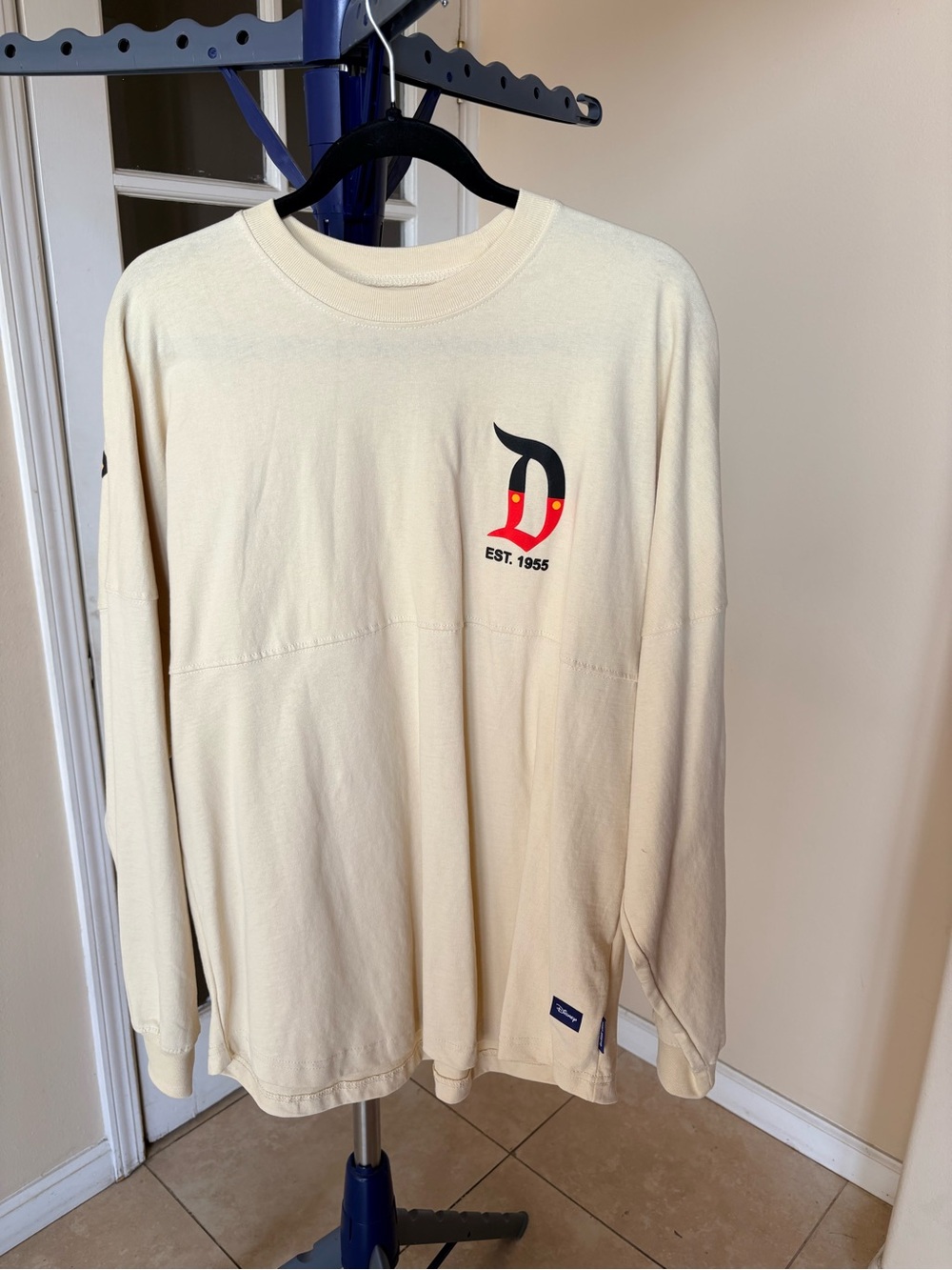 Disneyland Resort Spirit Jersey M NWT